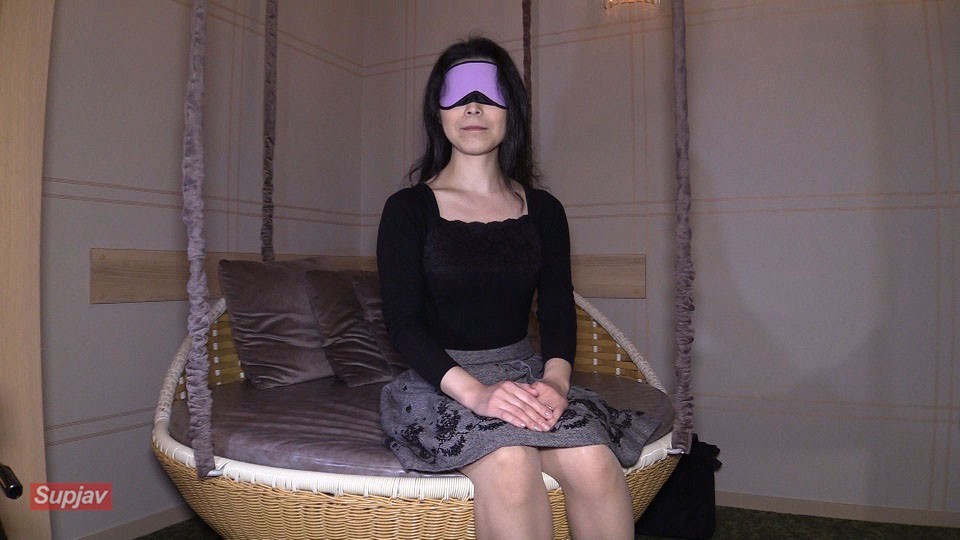 FC2PPV 1306951 [Personal Shooting] Zip "More! … Ah, Good …!" 40-Year-Old Smooth-Skinned Wife Is Picked Up With A Raw Meat Stick ♂