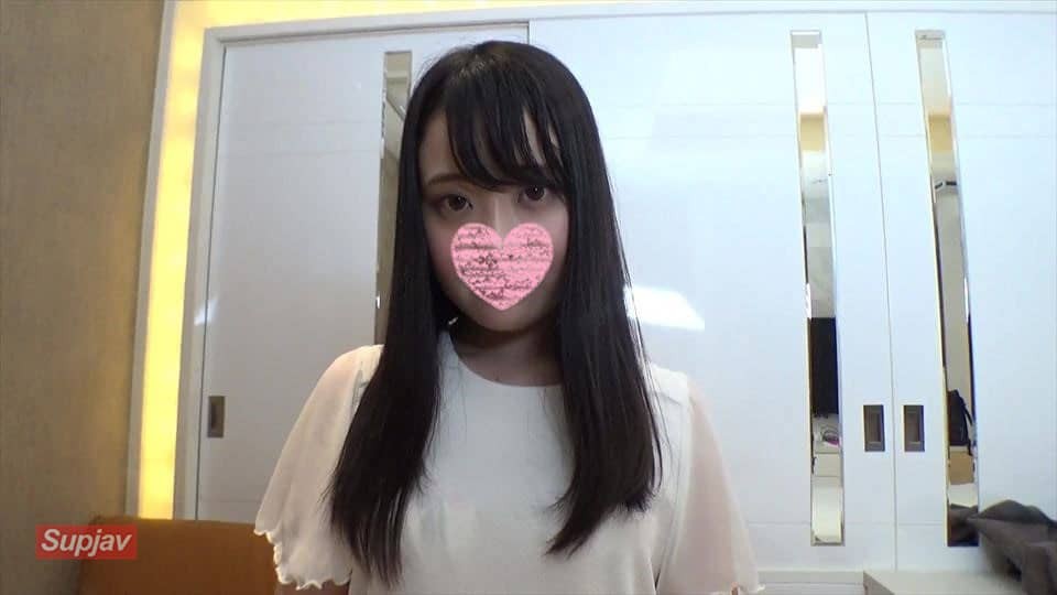 FC2PPV 1190632 [Appearance] Although It Is Insanely Cute, Only One Experienced Person Has Made A Large Amount Of Vaginal Cum Shot In The Tiny Pussy Of A Nursery Teacher Who Is Awkward In All Movements.