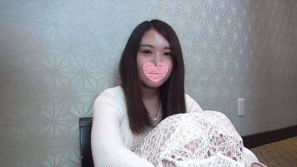 FC2PPV 1154742 [First shot] [Creampie] Momojiri-chan with a slender figure is the first Gonzo experience in her life w I was shy but got wet while being shown my pussy I have shot a lot to the unprocessed jungle pussy ☆