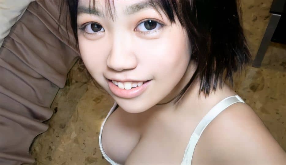 FC2PPV 1841109 [No] [Limited to 100 pieces, 2980 → OFF to 1480pt!] The most erotic girls are! ♥ ️ G cup! First time fucking ♥ ️ Massive vaginal cum shot! !! ♥ ️ * Review benefits / Self-vibe masturbation ♥