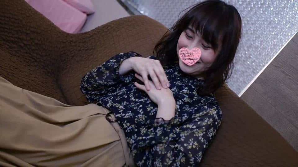 FC2PPV 1117289 A neat girl who was a virgin until a year ago was able to train inside and outside, and to a pervert who loves to be violently pierced in the back of the pussy [Personal shooting]
