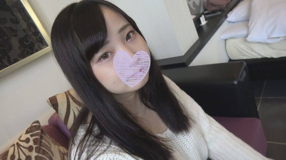 FC2PPV 1110188 [Personal shooting] Kiyora 20 years old, a large amount of vaginal cum shot to a sensitive Zub wet plump female college student