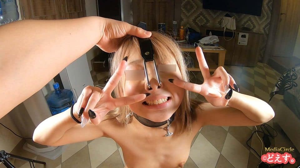 FC2PPV 1735986 [Personal shooting] 19-year-old erotic tongue Pi white gal is treated roughly / Part 1 [Highest ever]