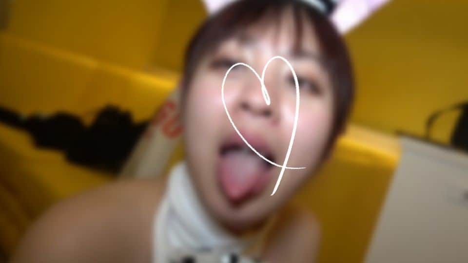 FC2PPV 1728144 ♡ Have a cute girl insert it raw ♡