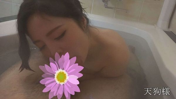 FC2PPV 1041185 * (No) The wife of the president of Plump Muchimuchi ♡ let me get D***k! Raw Saddle.