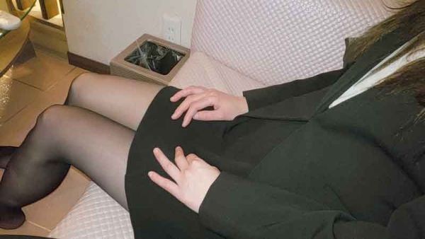 FC2PPV 1024786 [Final] * 1800pt → 500pt Limited quantity [Personal shooting] Slender nice ass married woman. Cheating sex at the hotel with her colleague in a suit with the momentum of *