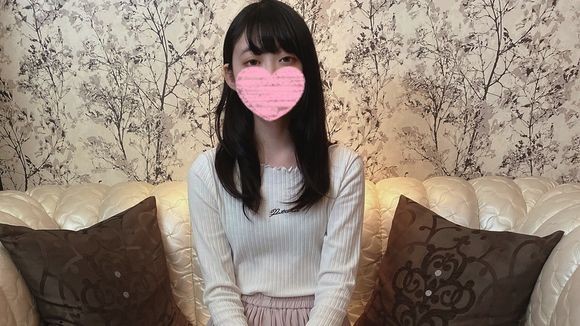 FC2PPV 1591233 First shot ❤️ Superb idol class innocent young lady! Fair-skinned slender little ❤️ ~ Add plenty of sperm to a neat face ~ [Personal shooting]