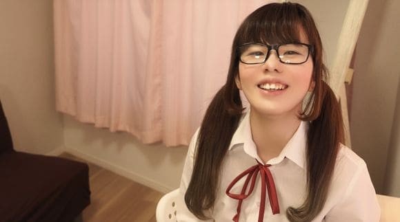 FC2PPV 1549878 [Simple daughter] Cum swallowing 5 barrage of 18 years old who regretted participating Cum swallow circle special edition 2 Yui