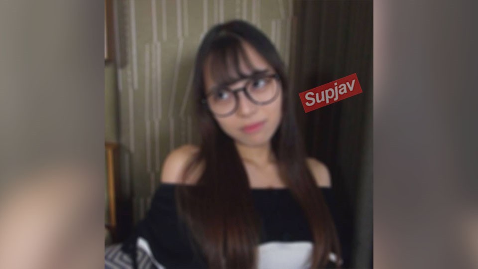 FC2PPV 4724134 Amateur College Girl Who Looks Like Hashimoto Kanna But Doesn’t Know Her Own Sexual Value, Creampie Without A Condom! Old Men Love Girls Like This.