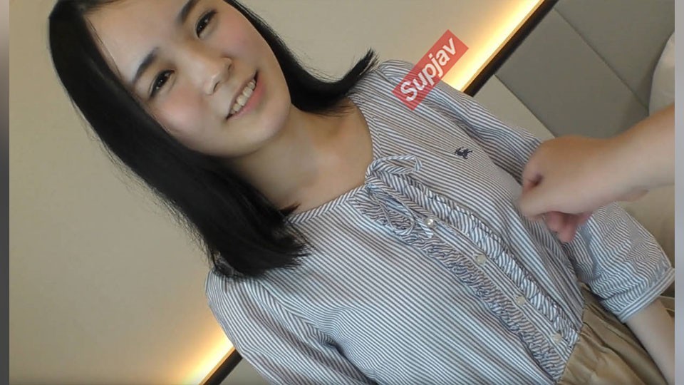 FC2PPV 4730696 [Implantation Pregnancy] A Transparent 18-Year-Old Idol Candidate. Pure Attire And Pure And Innocent Super Beautiful Skin. First Vaginal Orgasm And Continuous Climaxes! Massive Creampie In A Tight, Sucking Vagina! Bonus: Anaconda Blowjob