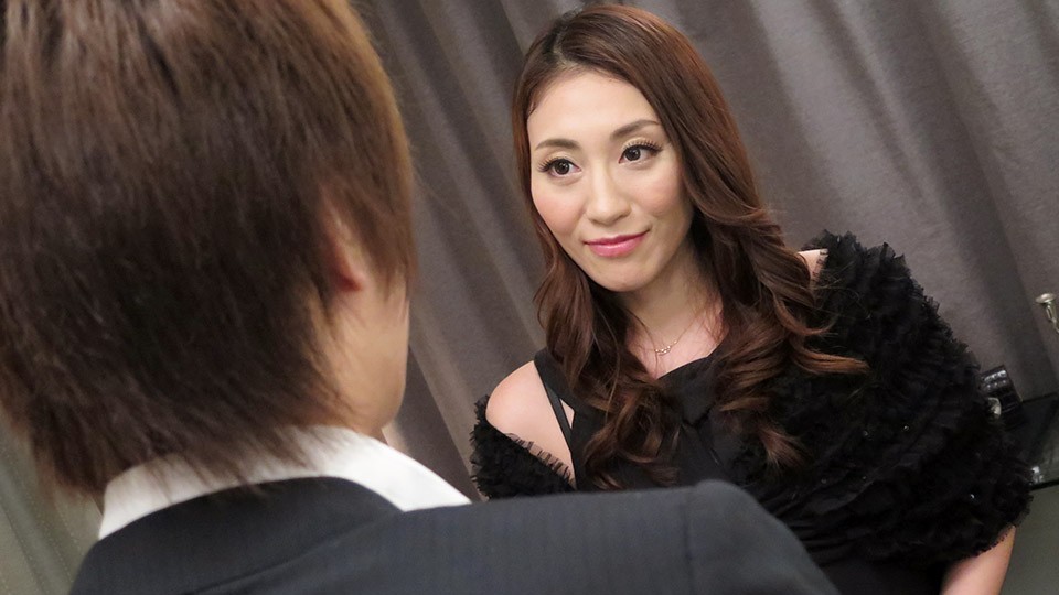 Pacopacomama 100925_100 Beautiful Mature Woman Seeking Impregnation