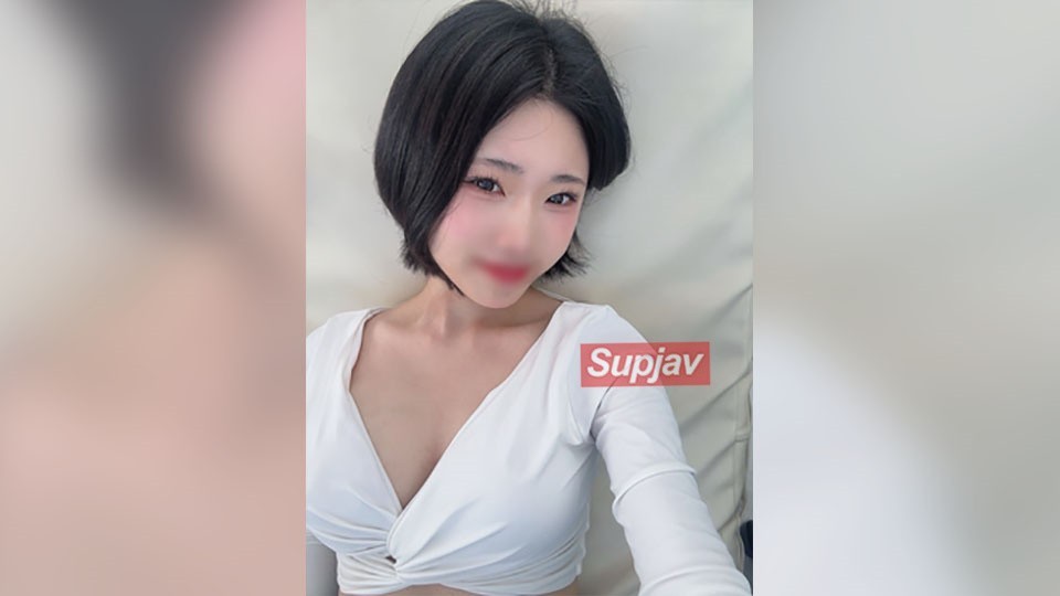 FC2PPV 4821059 "It’s My Danger Day, But Please Cum Inside Me" First-Time Creampie On First Shoot ♡ Office Lady From A Major Company Betrays Her Long-Distance Boyfriend With Some Hesitant, Passionate Sex ♡