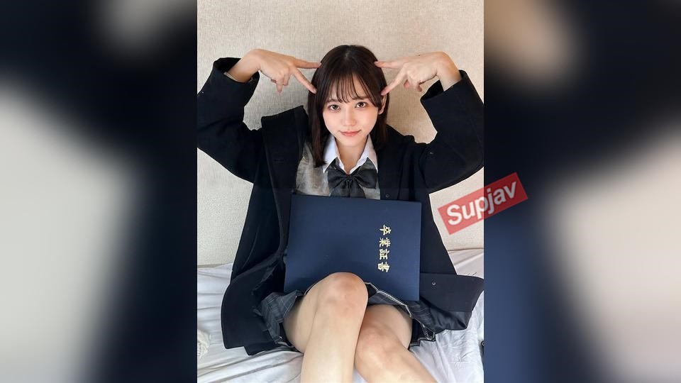 FC2PPV 4904550 [Graduating March 2026] "Former Idol Trainee" F-cup 18-year-old Real Beauty In A School Uniform. Rare Amateur Sex Video With High-priced Negotiation, No Pills, And Cumshot. Only A Few Left[cen]