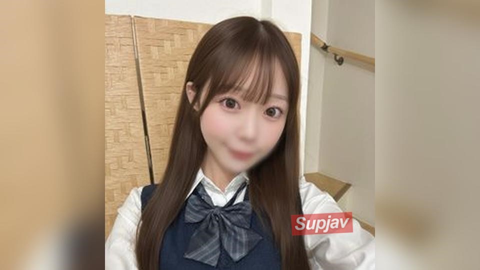 FC2PPV 4936500 [Unreleased Footage/Face Visible] Yui-chan: An SSS-tier 18-year-old Aspiring Beauty Specialist. A Slender, Fair-skinned Beauty In A Uniform Gets Her Pink Pussy Creampied By An Older Guy For The First Time. Truly One-of-a-kind.